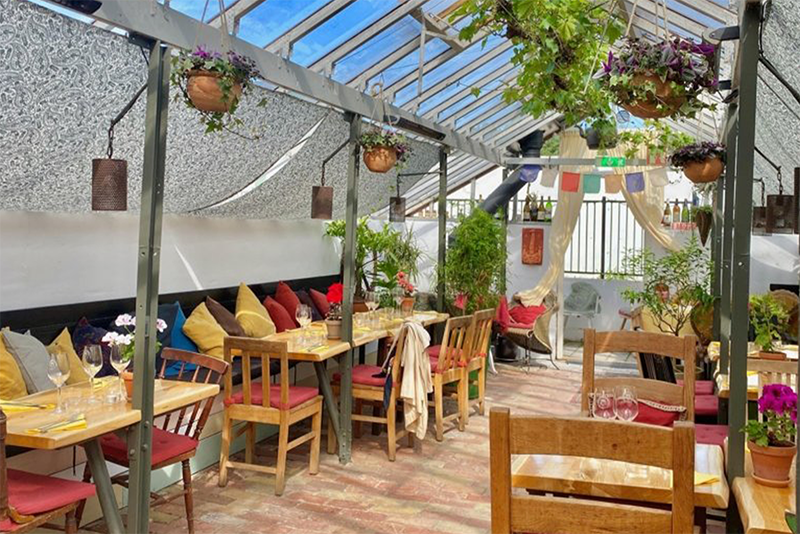 Slottsträdgårdens Kafé – bild 2