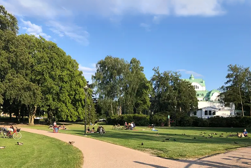 Tivoliparken – bild 1